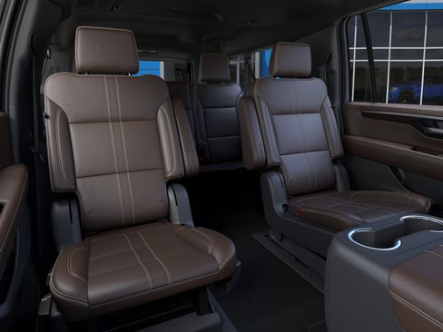 New 2026 Chevrolet Suburban High Country AWD/4WD image 19