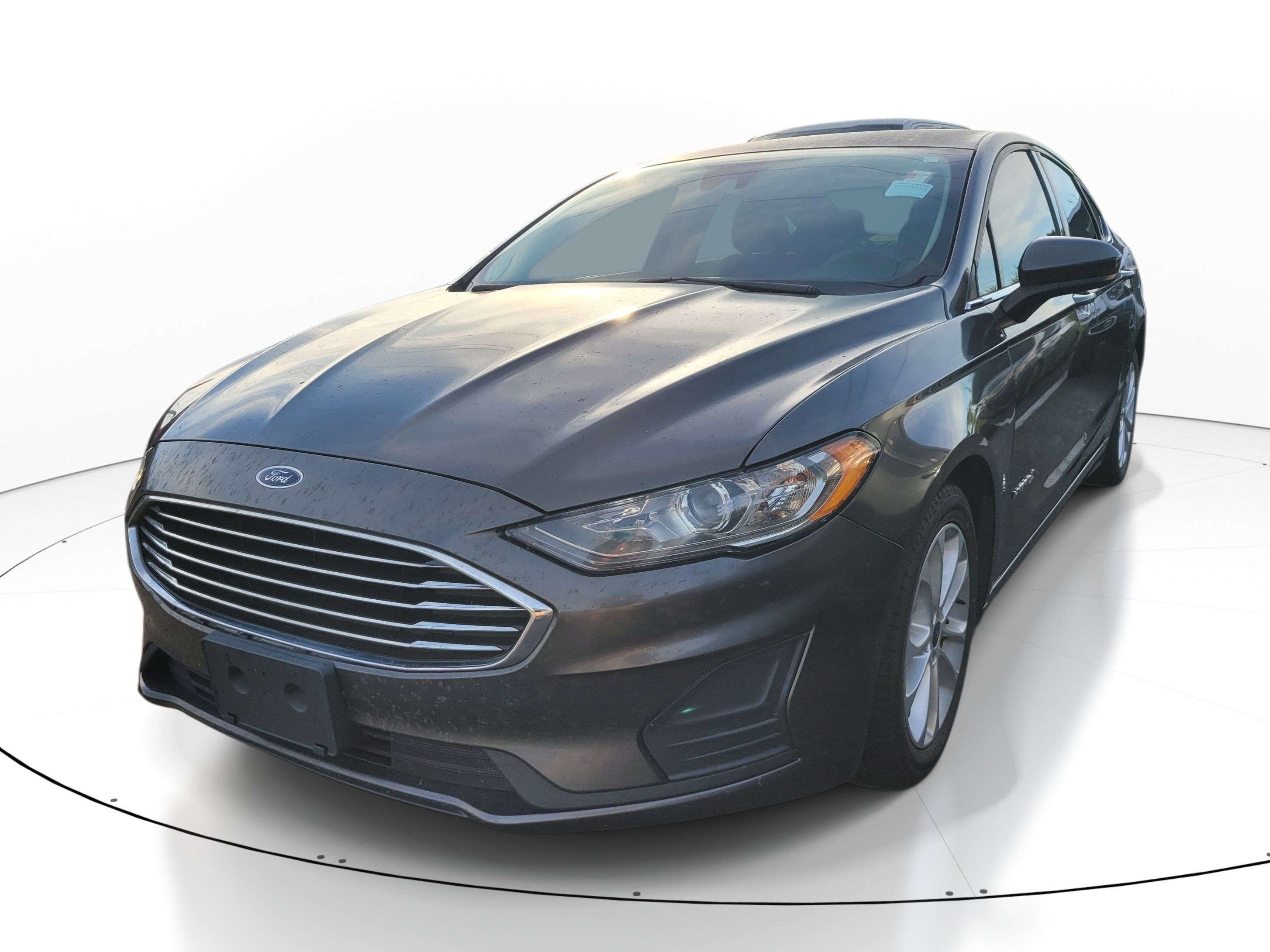 Used 2019 Ford Fusion SE FWD image 3