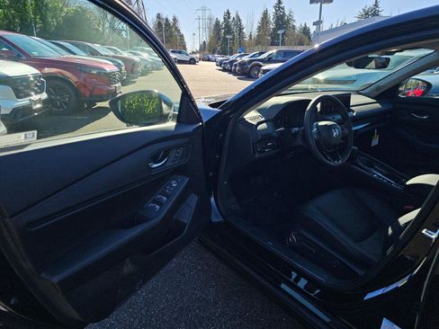 New 2025 Honda Accord EX-L image 18
