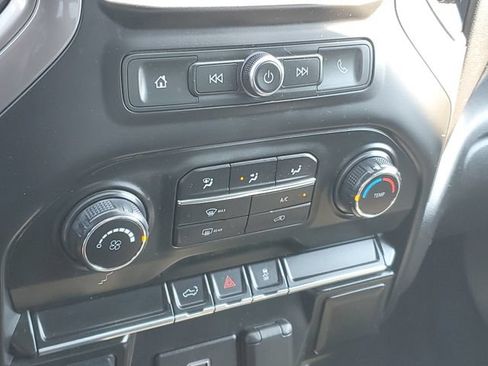 Certified 2020 Chevrolet Silverado 1500 Custom w/ Custom Value Package AWD/4WD image 25