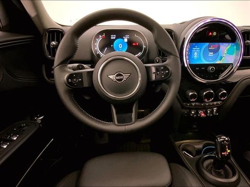 Certified 2024 MINI Cooper Countryman S w/ Premium Package AWD/4WD image 4