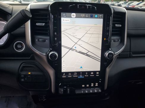 Used 2024 RAM 2500 Laramie image 10