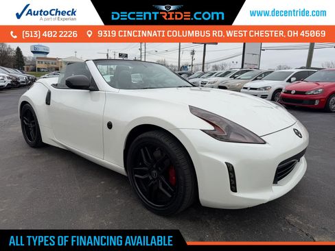 Used 2014 Nissan 370Z Touring w/ Sport Package RWD image 1