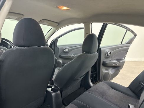 Used 2014 Nissan Versa SV image 24