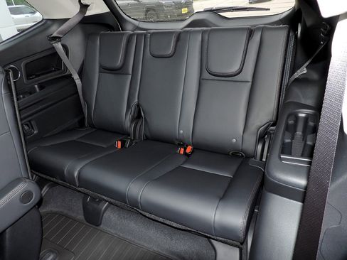 New 2026 Subaru Ascent Limited Bronze image 17