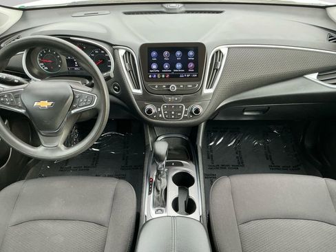 Used 2023 Chevrolet Malibu LT image 10