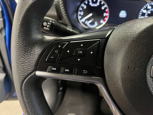 Used 2024 Nissan Sentra SV FWD image 25