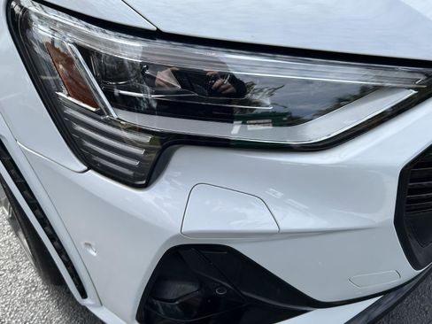 Used 2023 Audi e-tron S Prestige w/ Prestige Package image 8