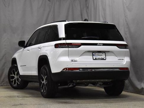 New 2025 Jeep Grand Cherokee Limited image 2