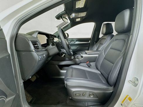 Used 2026 GMC Terrain Elevation w/ Elevation Premium Package AWD/4WD image 19