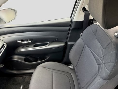 Certified 2025 Hyundai Tucson SE AWD/4WD image 20