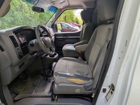 Used 2016 Nissan NV 1500 SV image 18