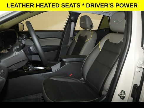 New 2026 Chevrolet Trax ACTIV w/ Driver Confidence Package FWD image 3