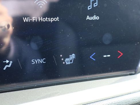 New 2026 Chevrolet Traverse LT w/ Midnight/Sport Edition image 19