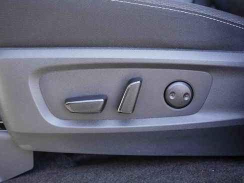 Used 2025 Nissan Pathfinder SV w/ Cargo Package FWD image 27