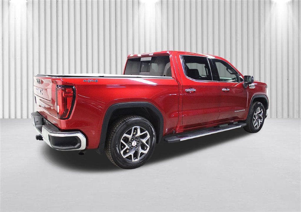 Used 2024 GMC Sierra 1500 SLT w/ SLT Premium Plus Package AWD/4WD image 3