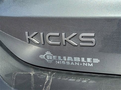 Certified 2025 Nissan Kicks SR image 12