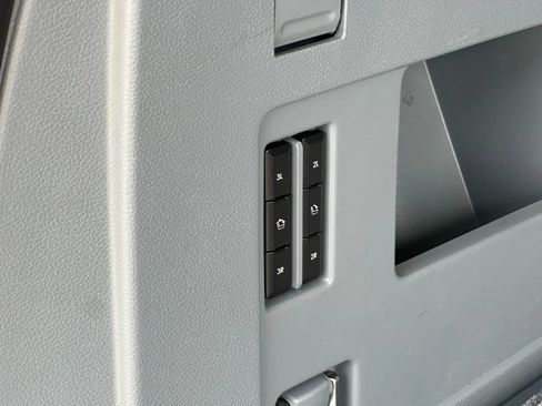 Used 2018 Lincoln Navigator L Black Label w/ Cargo Package image 24