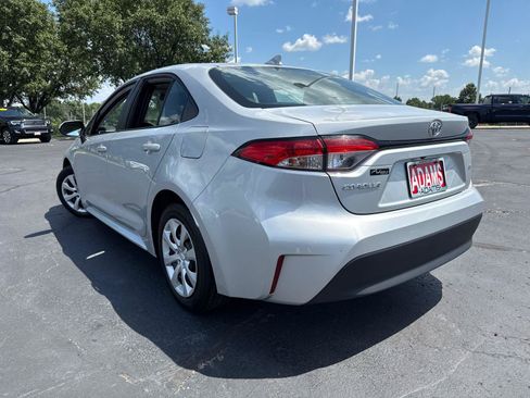 Used 2024 Toyota Corolla LE FWD image 6