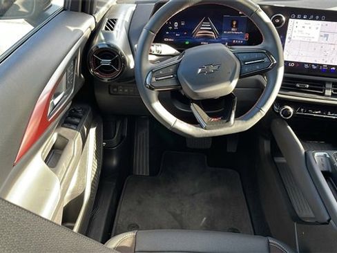 New 2026 Chevrolet Equinox EV RS image 13