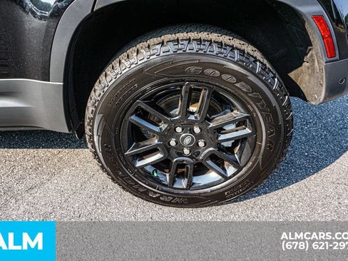 Used 2025 Land Rover Defender 110 S AWD/4WD image 17