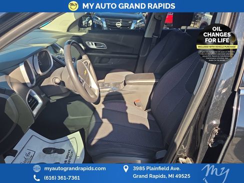 Used 2016 Chevrolet Equinox LT w/ Convenience Package AWD/4WD image 9