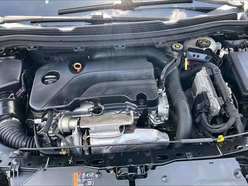Used 2019 Chevrolet Cruze LS w/ LS Convenience Package FWD image 30