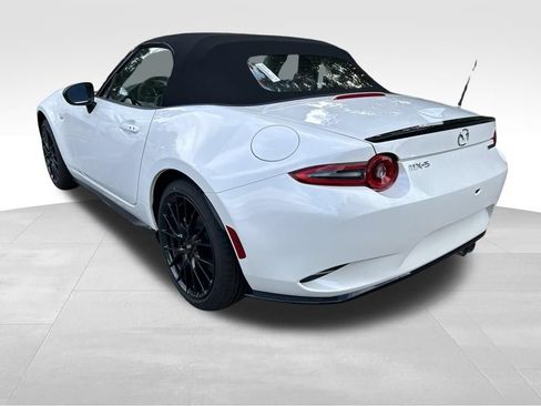 New 2026 MAZDA MX-5 Miata Club RWD image 3