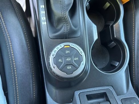 Used 2023 Ford Bronco Badlands AWD/4WD image 27