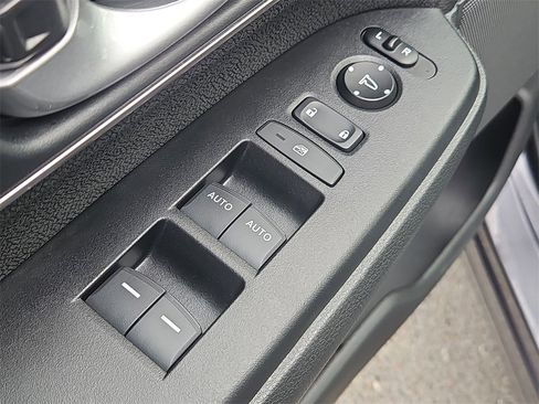 Certified 2021 Honda CR-V EX image 26
