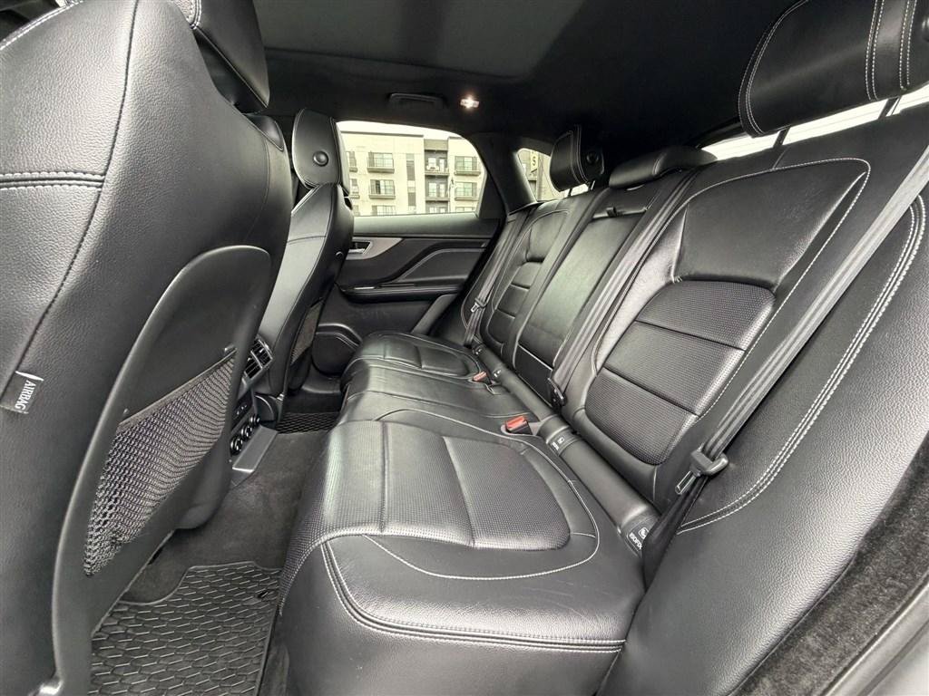 Used 2017 Jaguar F-PACE S AWD/4WD image 19