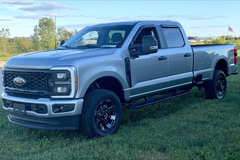 Used 2024 Ford F350 XL w/ STX Appearance Package AWD/4WD image 5