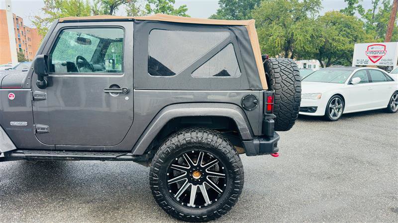 Used 2018 Jeep Wrangler Rubicon AWD/4WD image 22