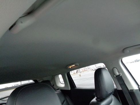 Certified 2019 Jeep Compass Latitude image 16