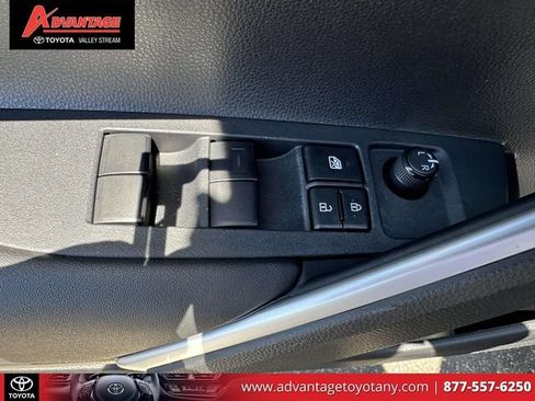 Certified 2023 Toyota Corolla Cross XLE w/ Convenience Package AWD/4WD image 21
