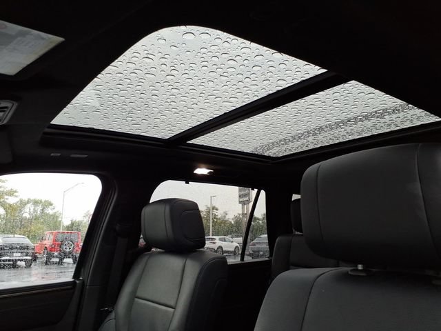 Used 2026 Toyota Sequoia Platinum AWD/4WD image 15