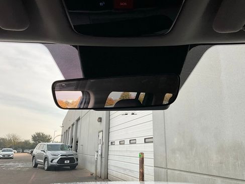 Used 2025 Hyundai Santa Fe SEL image 18