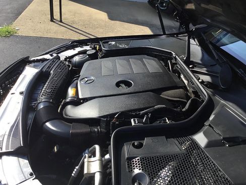 Used 2020 Mercedes-Benz C 300 4MATIC Sedan image 16