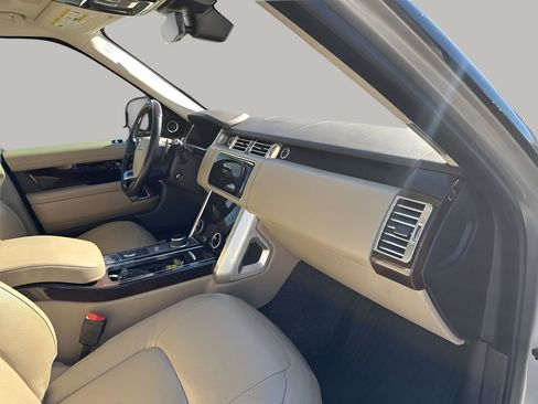 Used 2020 Land Rover Range Rover HSE image 15