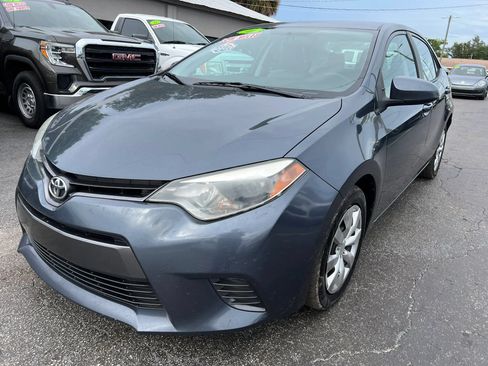 Used 2016 Toyota Corolla LE FWD image 2