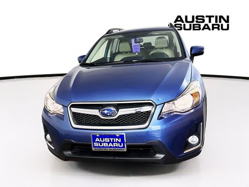 Used 2016 Subaru Crosstrek 2.0i Limited image 2