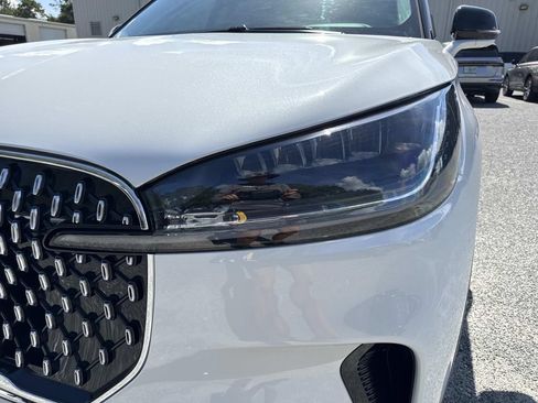 New 2026 Lincoln Aviator 2WD image 9