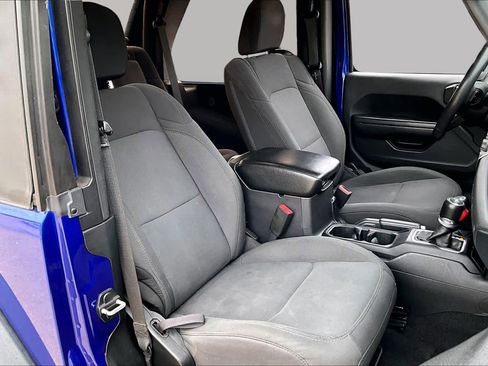 Used 2019 Jeep Wrangler Sport AWD/4WD image 8