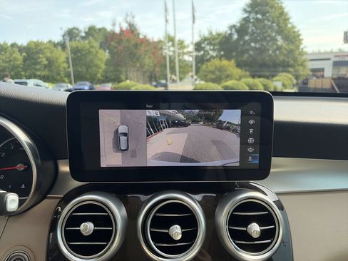 Used 2022 Mercedes-Benz GLC 300 image 24