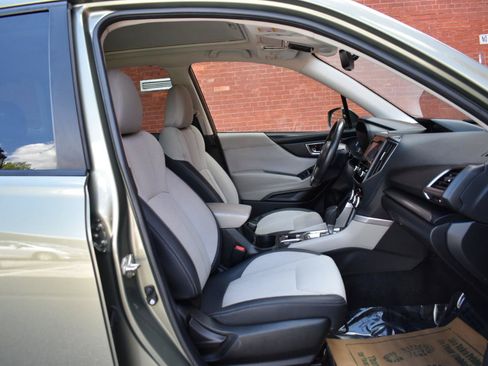 Used 2020 Subaru Forester Premium w/ Popular Package #1 AWD/4WD image 19