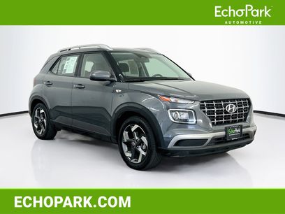 Used 2025 Hyundai Venue SEL