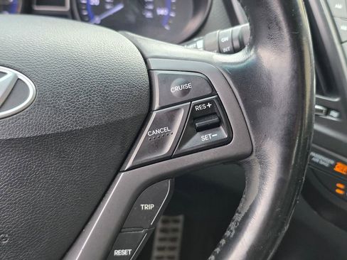 Used 2013 Hyundai Veloster Turbo image 27