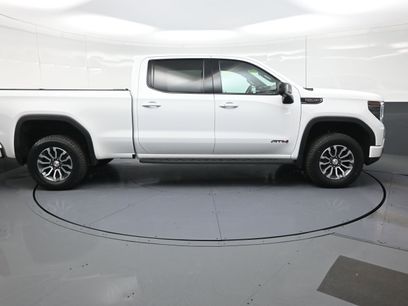 Used 2022 GMC Sierra 1500 AT4 w/ AT4 Preferred Package