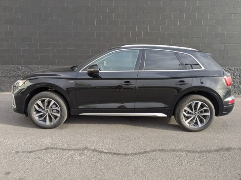 Certified 2023 Audi Q5 2.0T Premium w/ Convenience Package AWD/4WD image 7