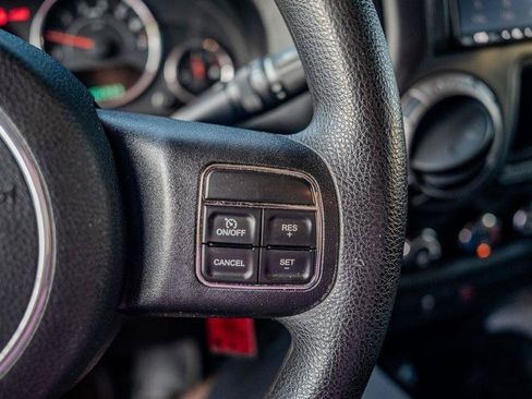 Used 2012 Jeep Wrangler Sport AWD/4WD image 23